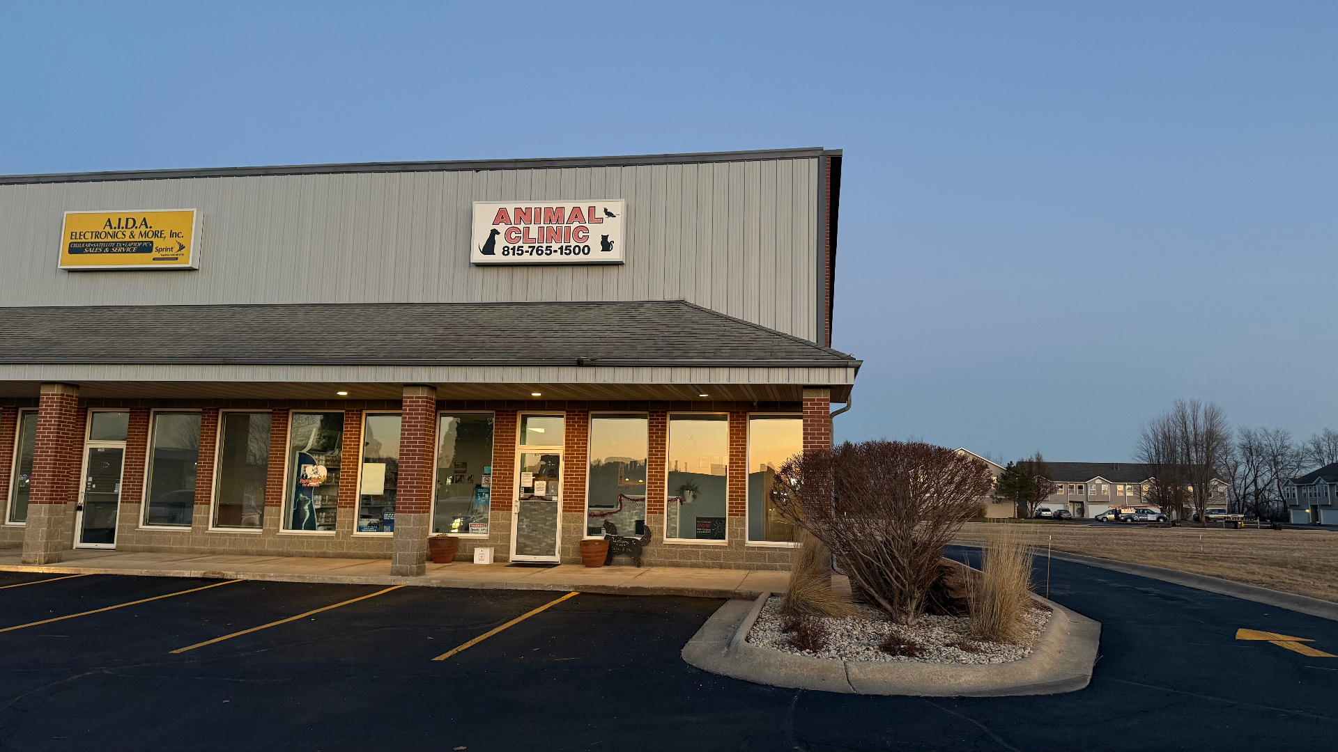Animal Clinic of Poplar Grove storefront exterior in Poplar Grove, IL